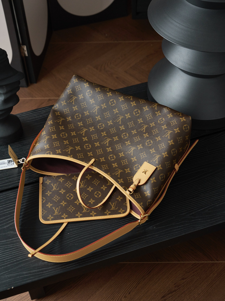 內裡細節 LV M46197 CARRYALL 中號手袋 頂級復刻