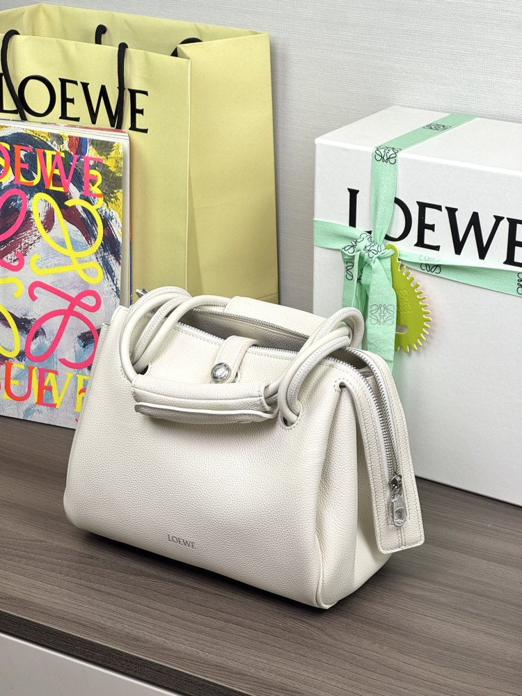 肩帶/手把細節 LOEWE大号 Amazona 180 牛皮革手袋 頂級復刻