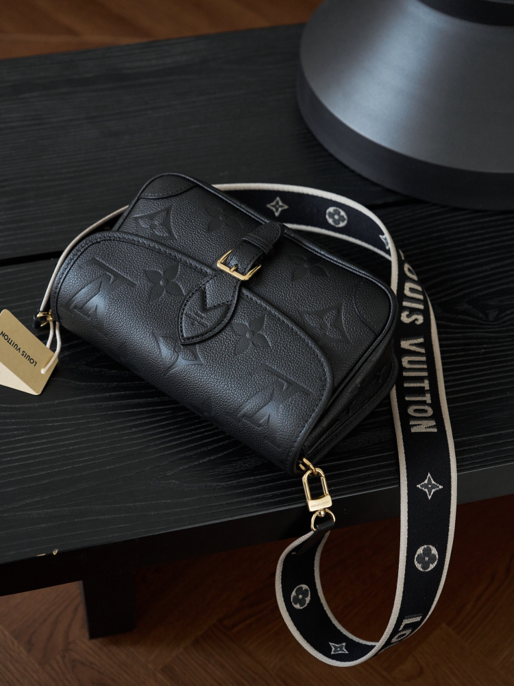 肩帶/手把細節 LV M46386 DIANE 手袋 頂級復刻