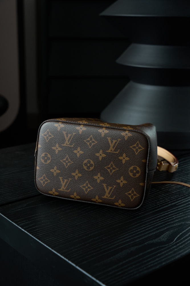肩帶/手把細節 LV M46581 手袋 頂級復刻