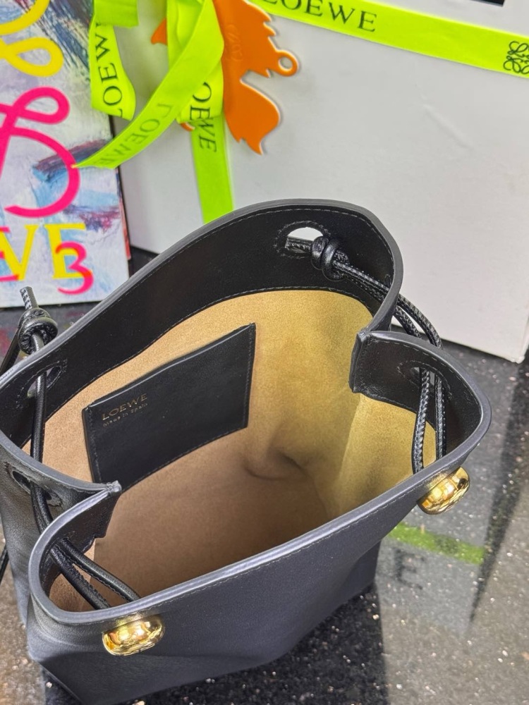 搭配示範 LOEWE手袋 頂級復刻