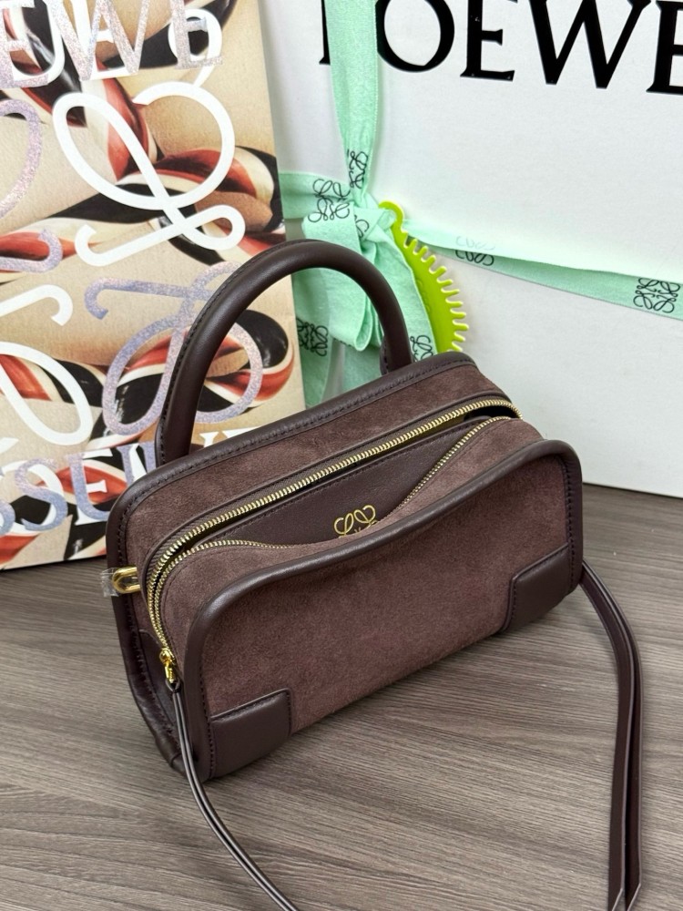 搭配示範 LOEWE手袋 頂級復刻