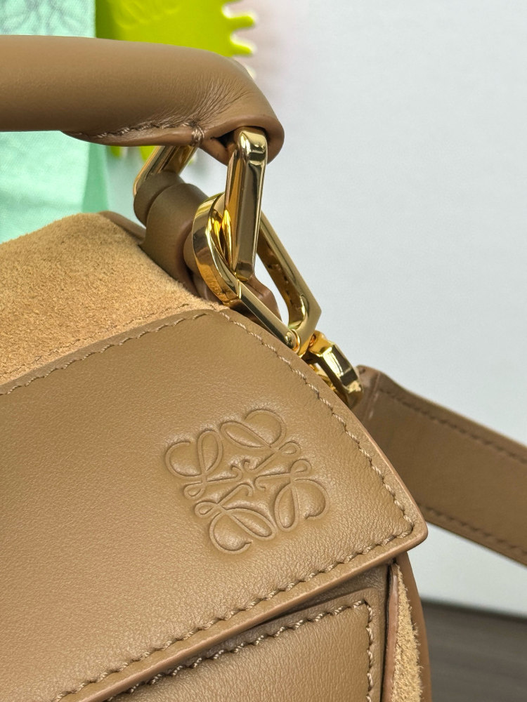 搭配示範 LOEWE手袋 頂級復刻