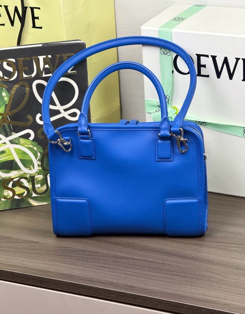 搭配示範 LOEWE手袋 頂級復刻