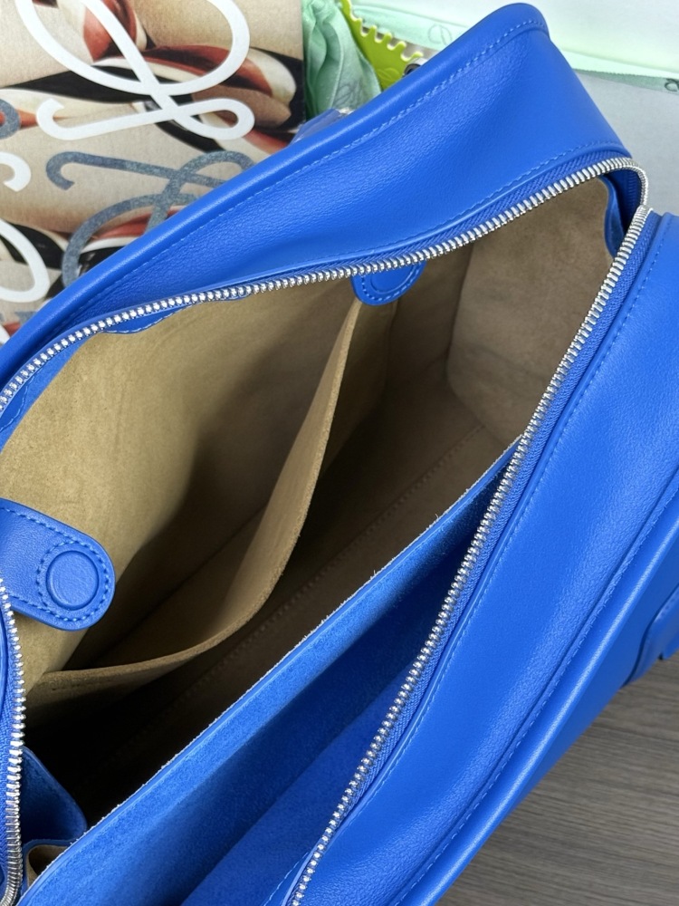 LOEWE大号 Amazona 180 牛皮革手袋第1角度展示 頂級復刻品質
