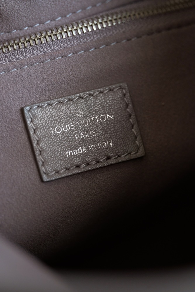 LV M12579 小號手袋第1角度展示 頂級復刻品質