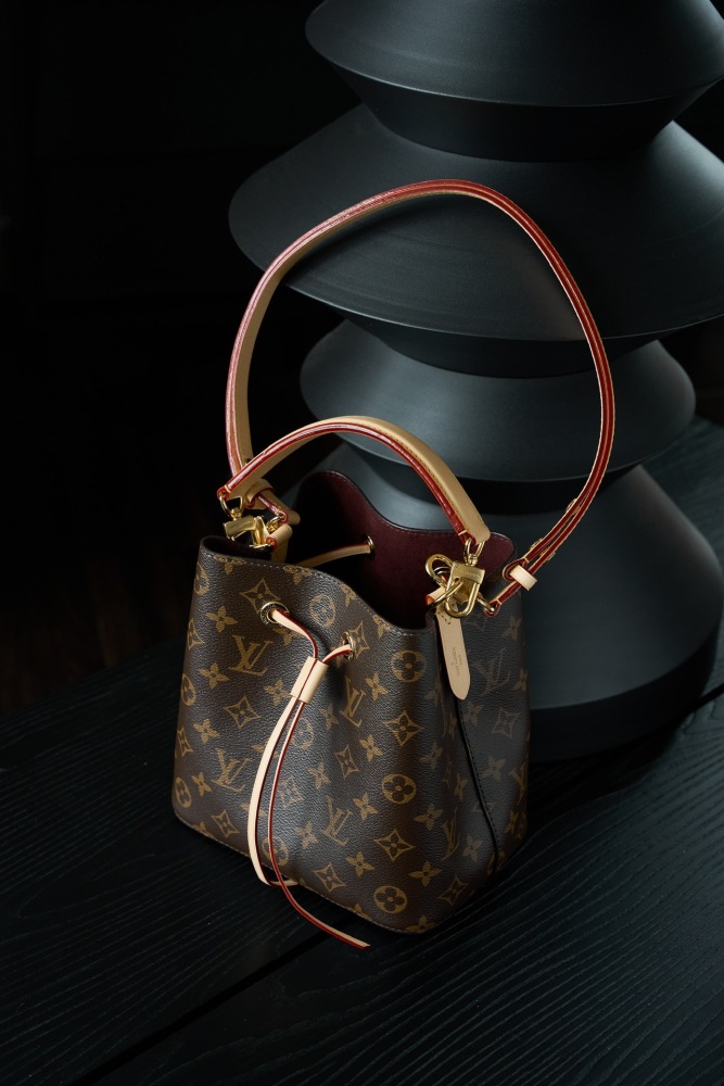 LV M46581 手袋第1角度展示 頂級復刻品質