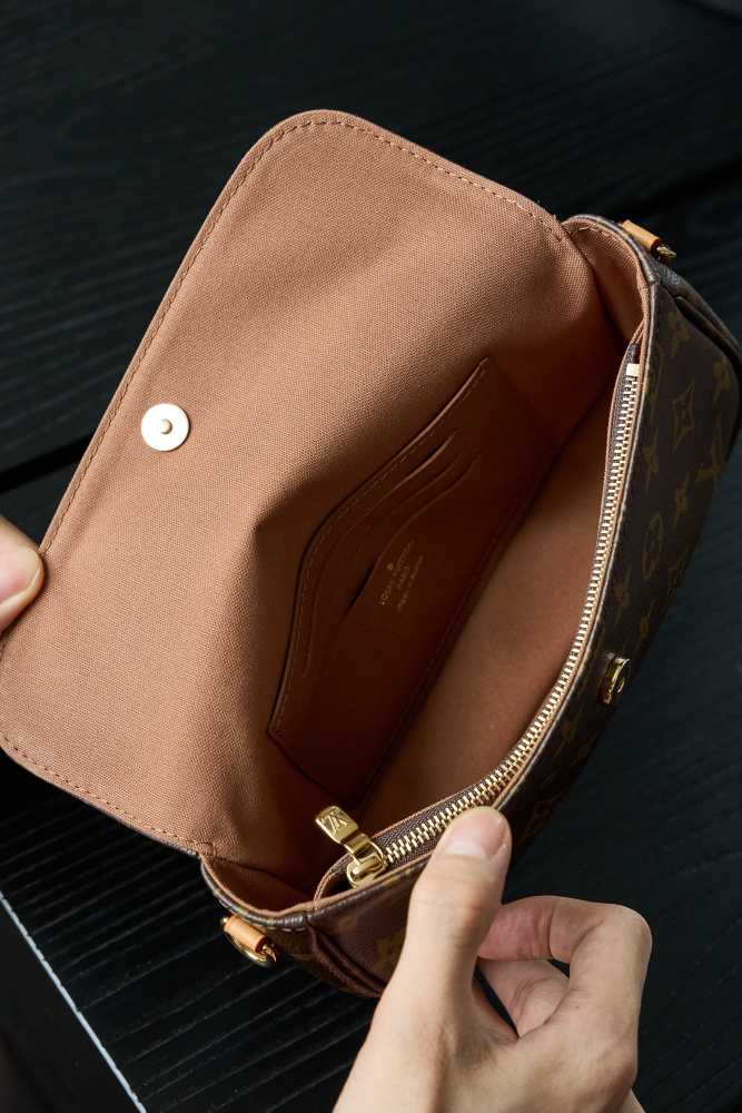 LV M81911 手袋第1角度展示 頂級復刻品質