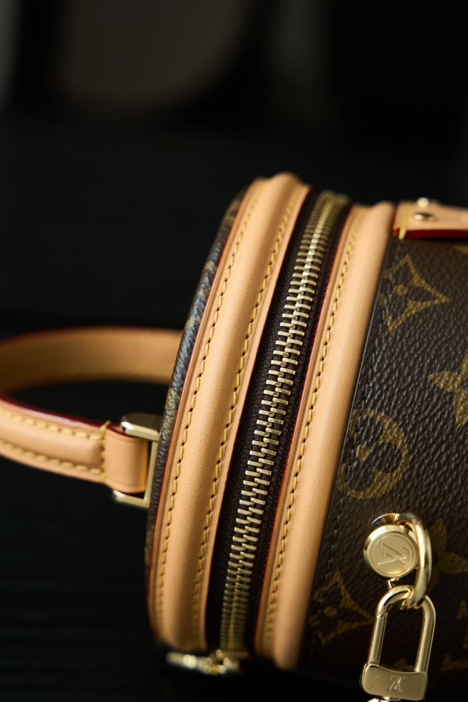 LV M82952 手袋第1角度展示 頂級復刻品質