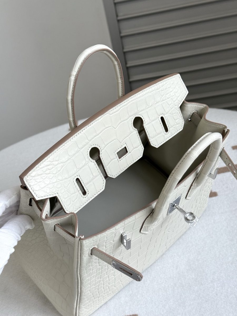 奶油白 Birkin 25 細節