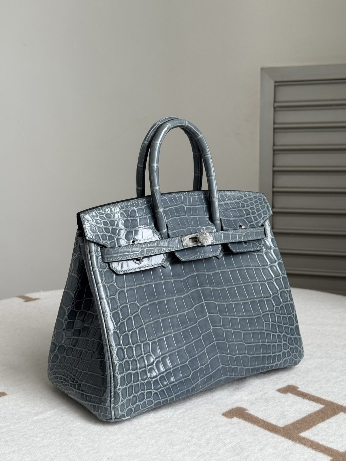暴風雨灰銀扣 Birkin 25 五金細節
