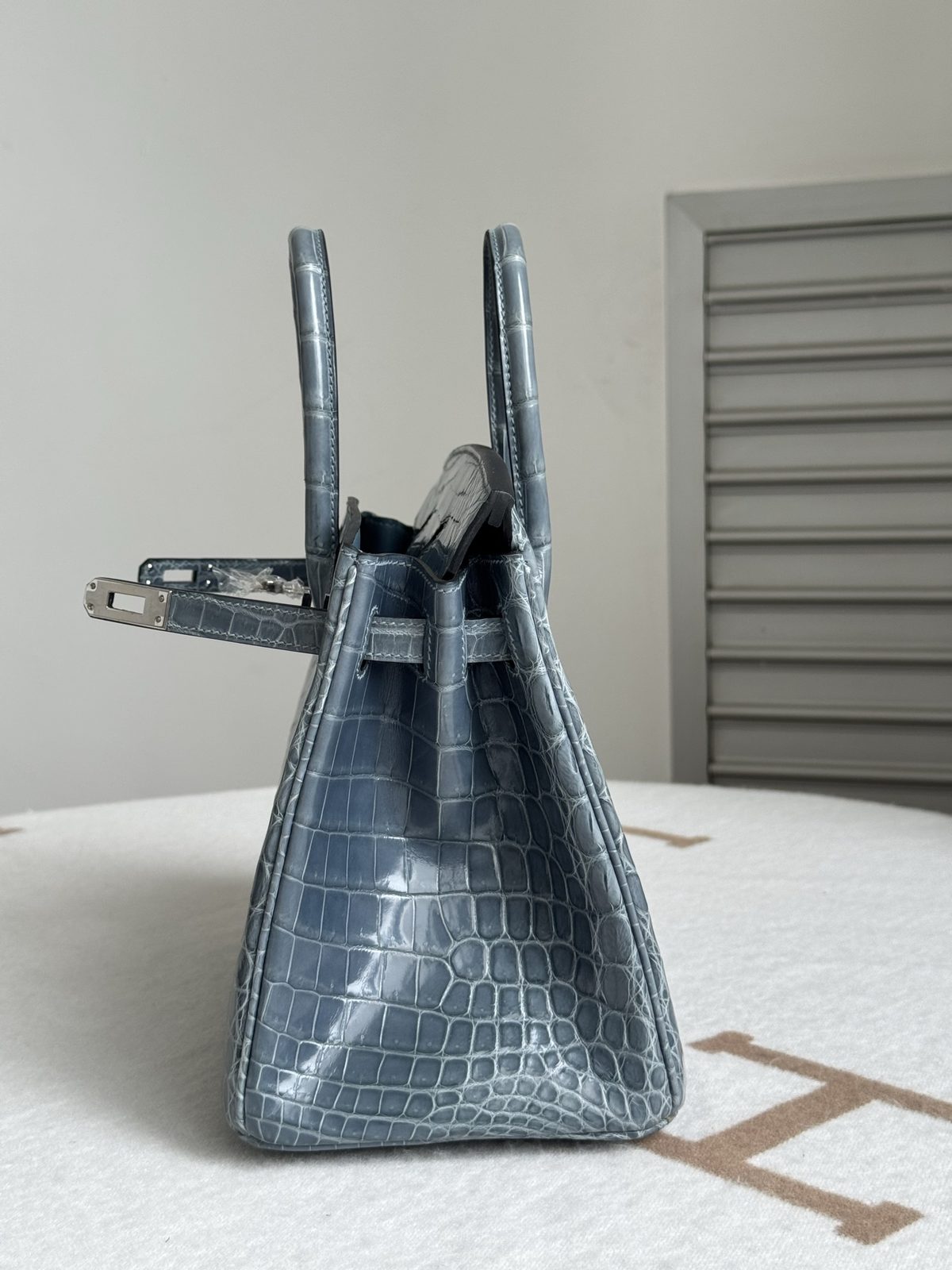 暴風雨灰 Birkin 25 背面