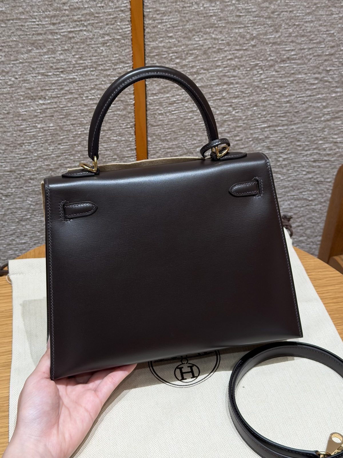 Kelly 25 巧克力 Box牛皮 質感