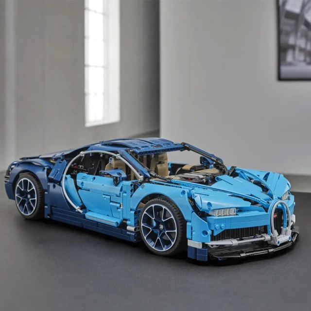 Bugatti Chiron Technic compatible 42083