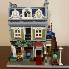 Parisian Restaurant Creator Expert compatible 10243