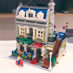 Parisian Restaurant Creator Expert compatible 10243