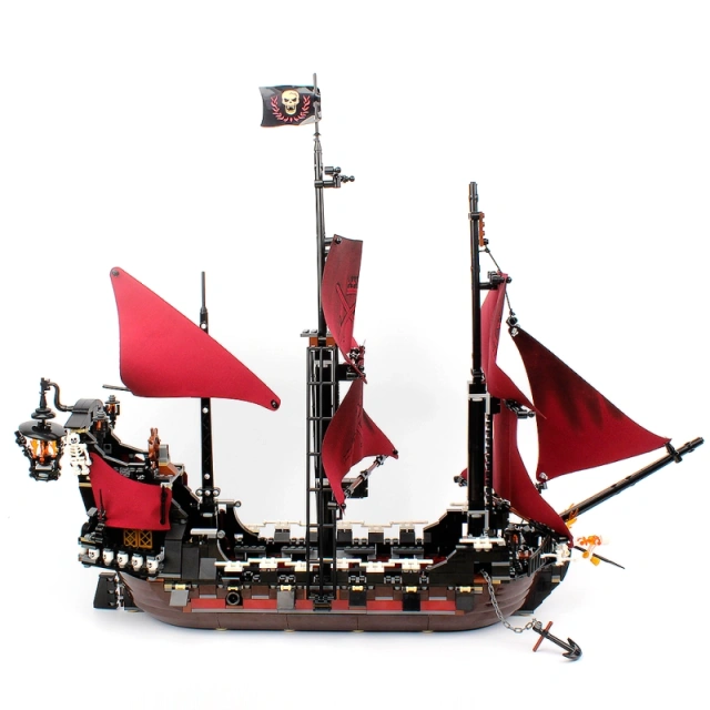 Queen Anne's Revenge Pirates of the Caribbean Movie & Games compatible 4195