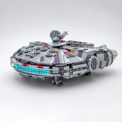 Millennium Falcon Star Wars Movie & Games 75105