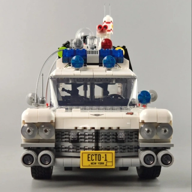 GHOSTBUSTERS ECTO-1 Creator Expert 10274