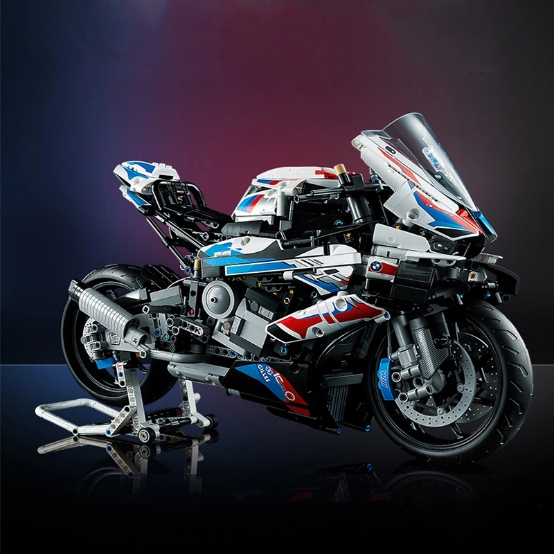 BMW M 1000 RR Technic 42130