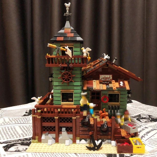 Old Fishing Store IDEAS 21310
