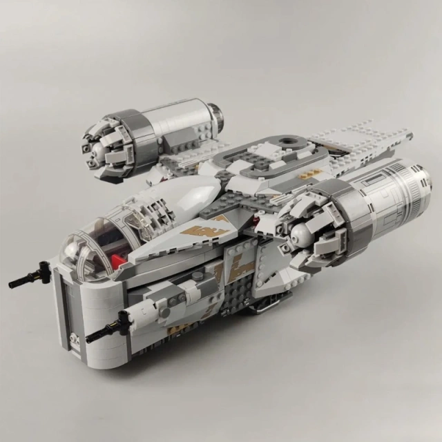 The Razor Crest Star Wars Movie & Games 75292