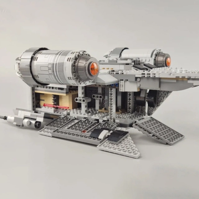 The Razor Crest Star Wars Movie & Games 75292