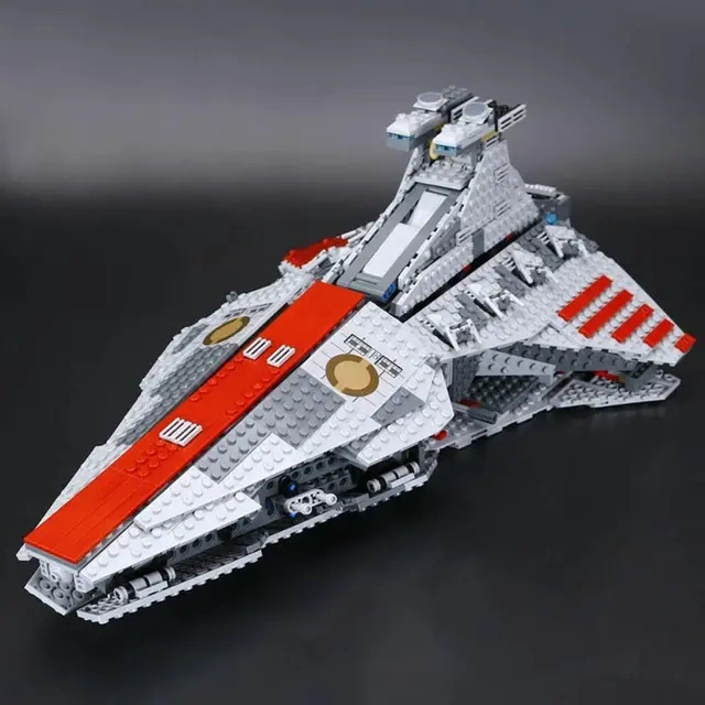 Venator-Class Republic Attack Cruiser Star Wars 8039