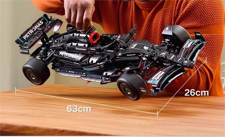 Mercedes-AMG F1 W14 E Performance Technic 42171