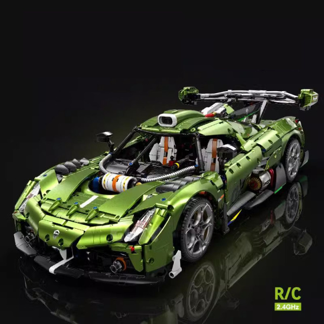 GULY Technic Car Koenigsegg Sports Car 3838 PCS block toys 10628