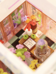 BaKa Creator Buildings Pink Cottage 706 PCS block toys 33223