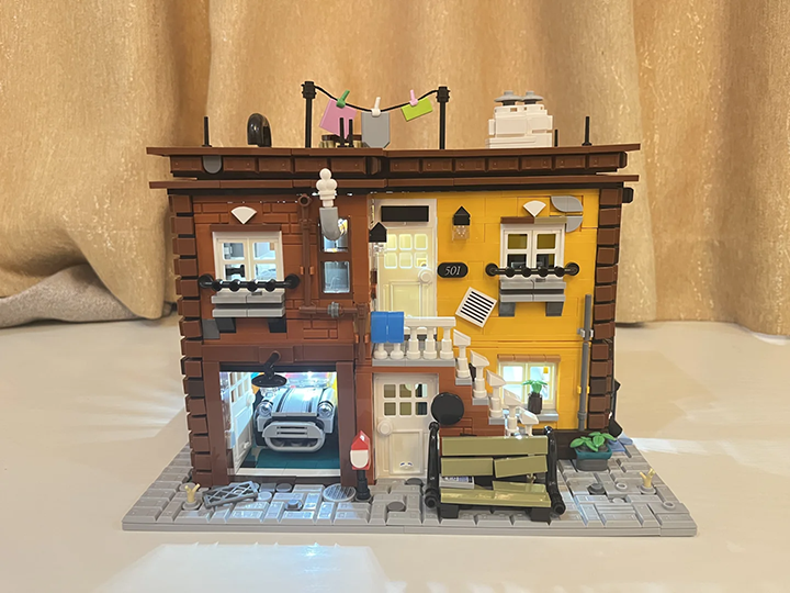 Xbert Creator Building Ashlef's 2-Story House 2284PCS block toys 66056