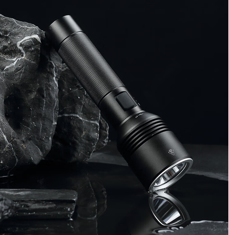 Strong light zoom flashlight 1000 Type-C charging function---The product is a free gift after purchasing any product and cannot be purchased separately.