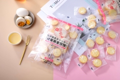 Salted egg yolk malt biscuits