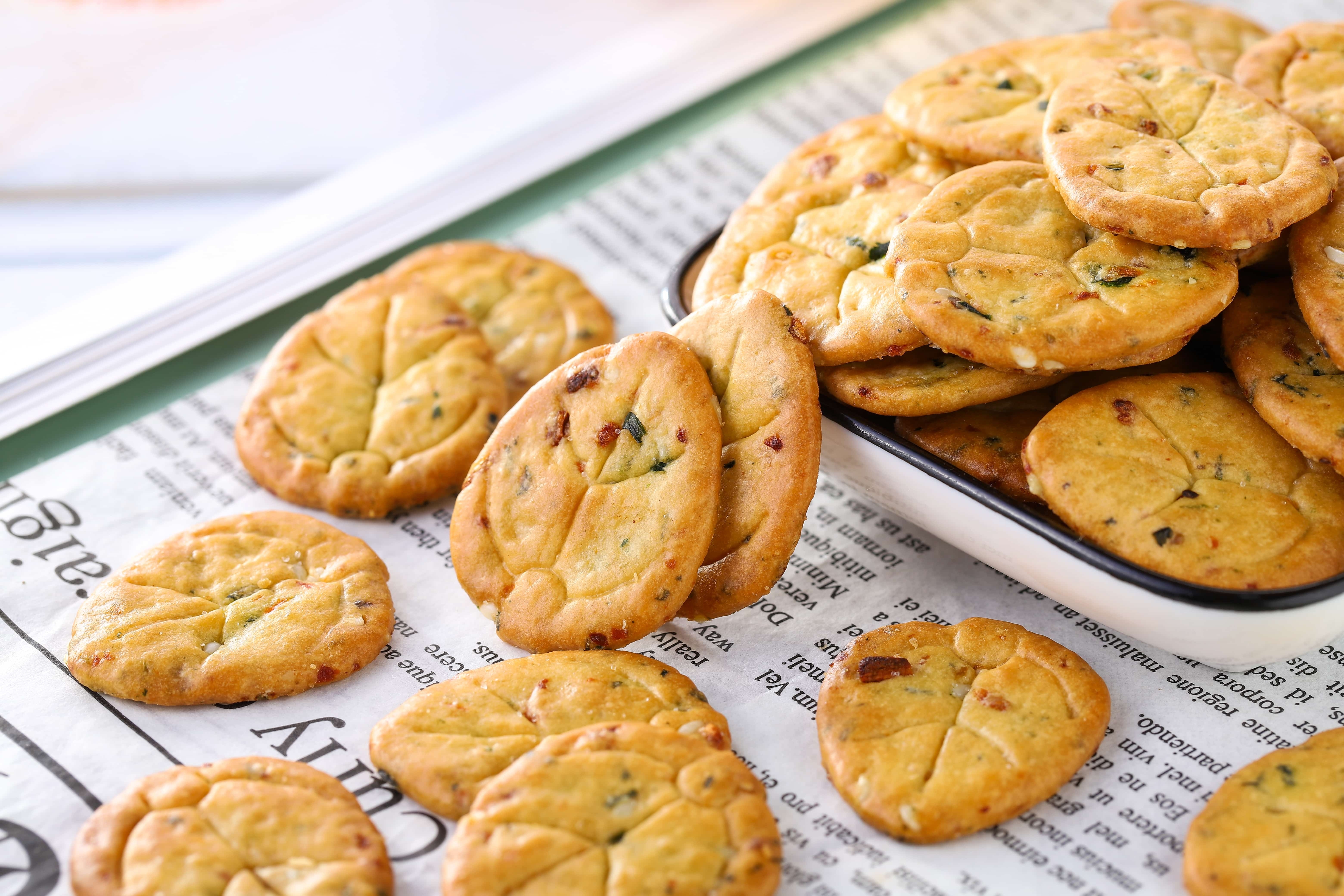 Leaf shaped cookies