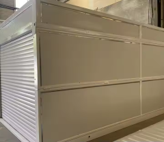 单个集装箱移动车库