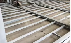 单个集装箱移动车库