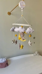 ألعاب أطفال ناعمة محشوة على شكل قمر نائم من CE CPC الأكثر مبيعًا في عام 2023، كرات صوف معلقة على شكل قرآن خشبي، سرير أطفال مصنوع من اللباد مع إطار