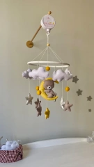 ألعاب أطفال ناعمة من الصوف المعلق على شكل دب قمري محشو بسعر خاص من CE CPC لعام 2023، مصنوعة من الخشب والقرآن الكريم، مع إطار