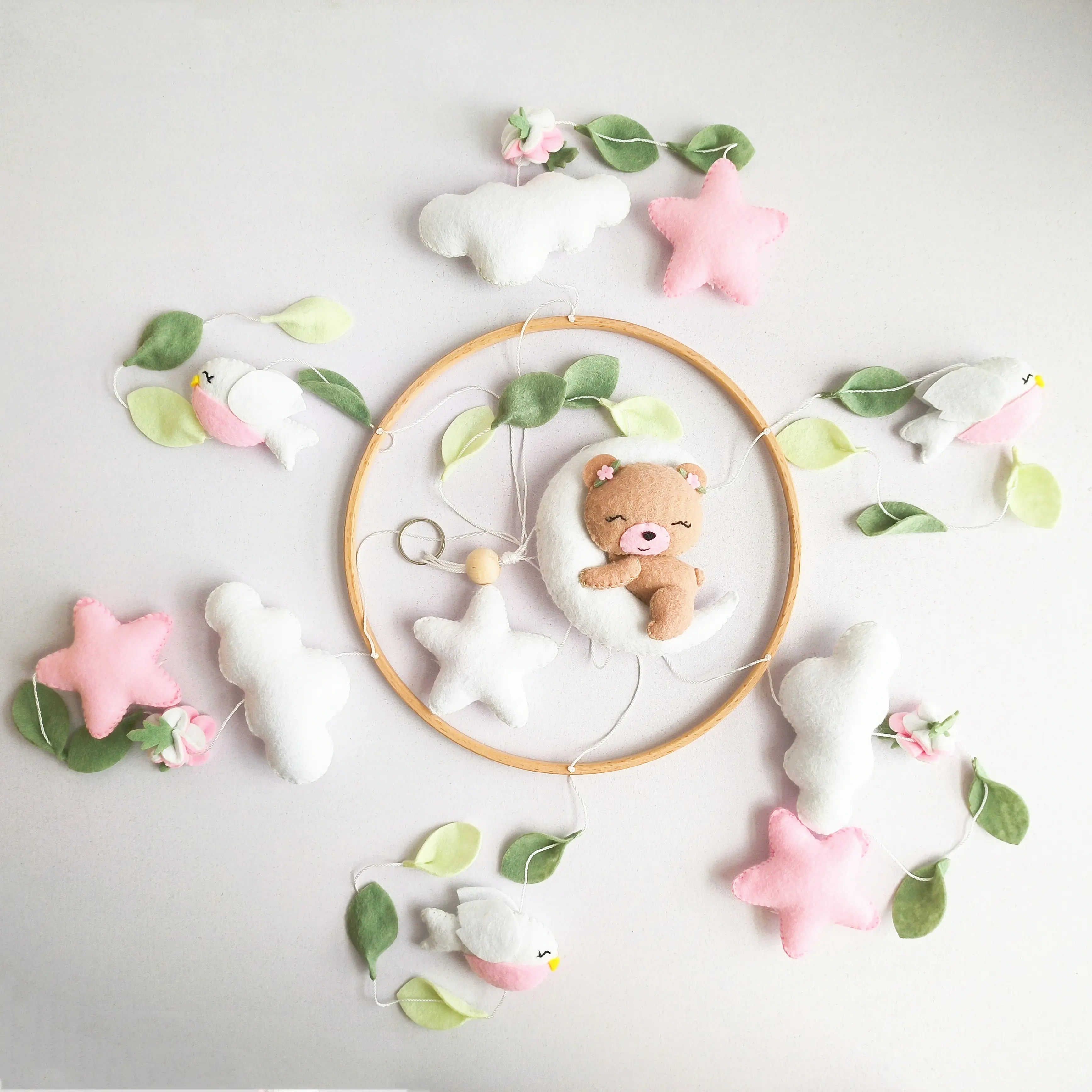 CE CPC hot selling 2023 stuffed sleepy bear bird hanging wool ball soft toys wooden crib felt quran baby mobiles for girls