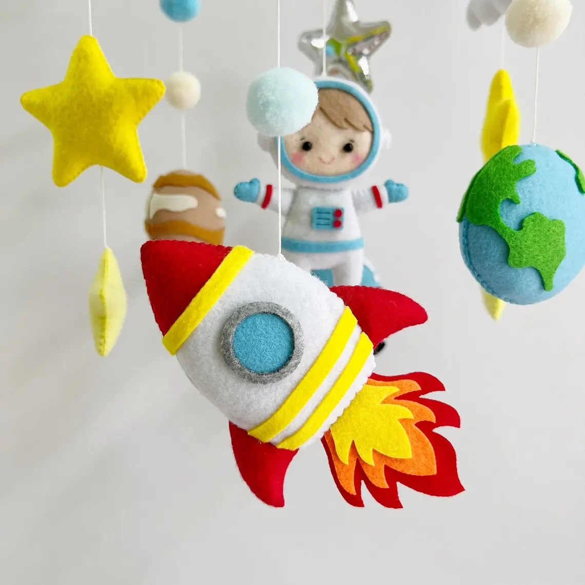 Colorful nordic astronaut outer space customize hanging nursery items eco soft plush felt boy toys baby mobiles