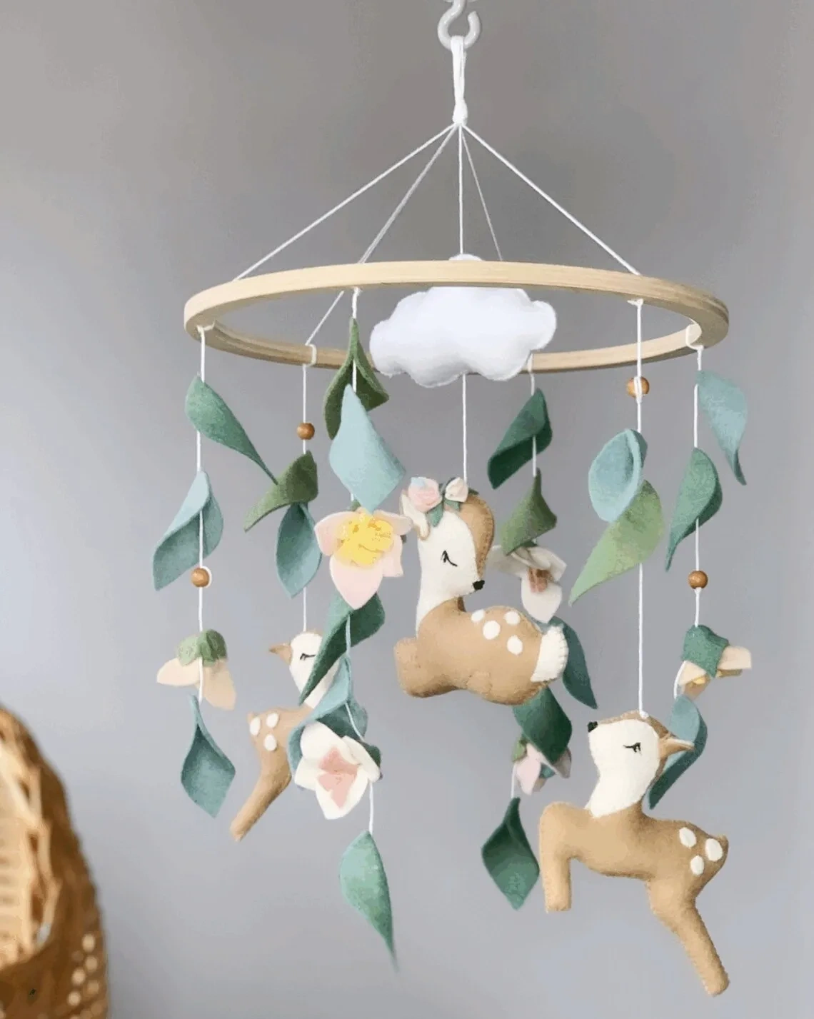 Customize three little deer flowers leave ceiling hanging decoration baby shower gift for new born stuffed toys baby cot mobile