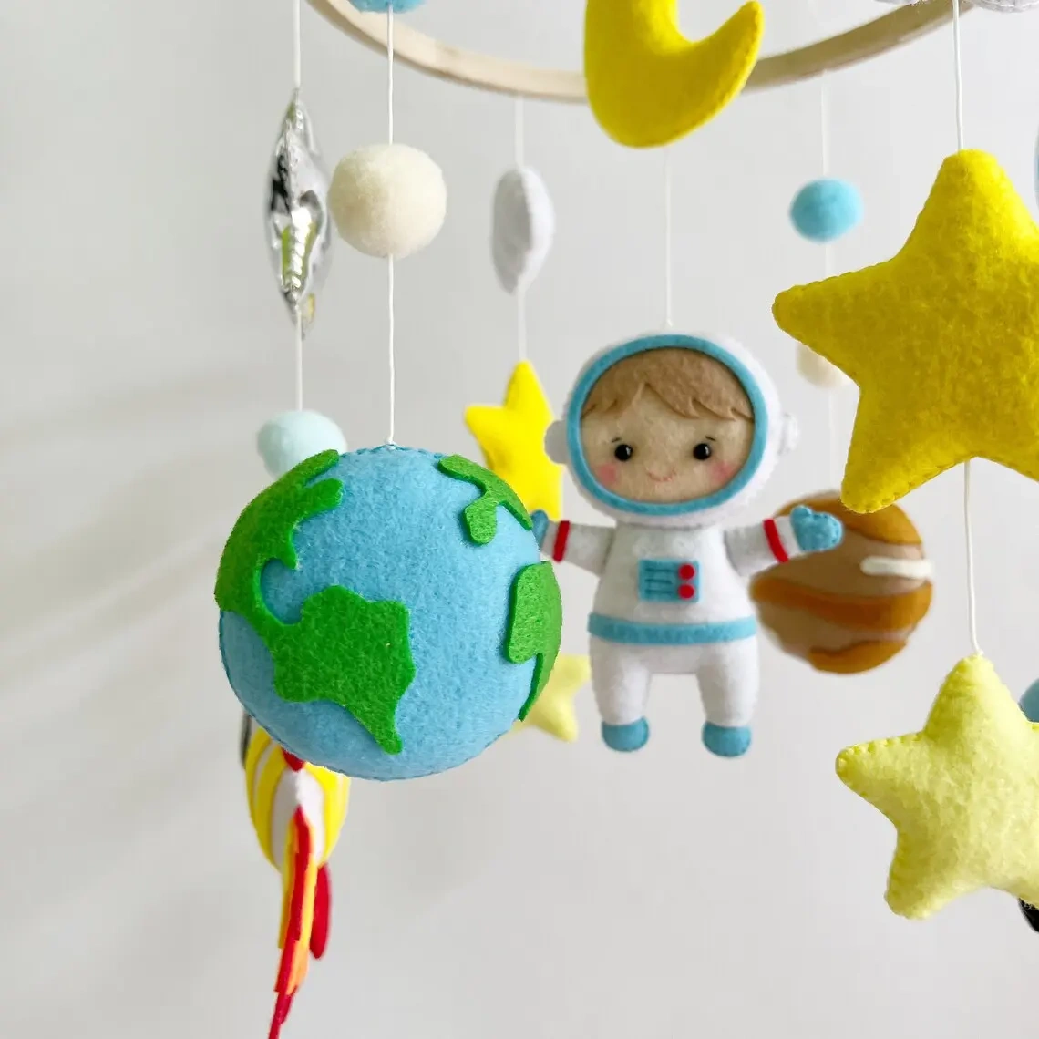 Colorful nordic astronaut outer space customize hanging nursery items eco soft plush felt boy toys baby mobiles