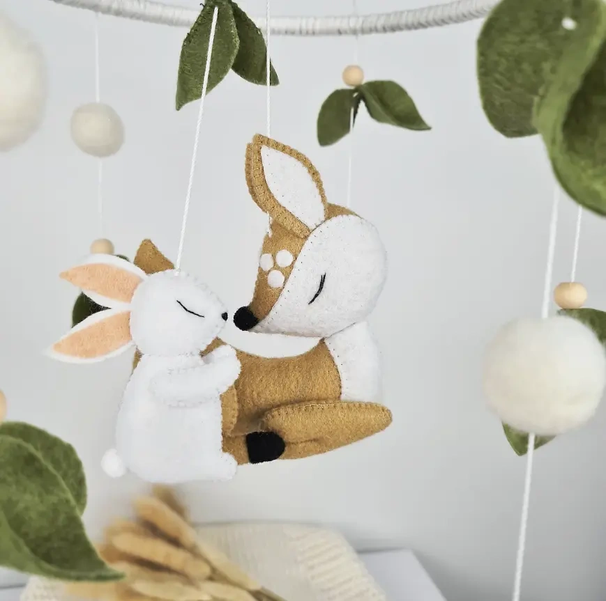 Chinese manufacture hand made Montessori kids deer and bunny soft hanging plush toy lull to sleep baby bed room cot mobile
