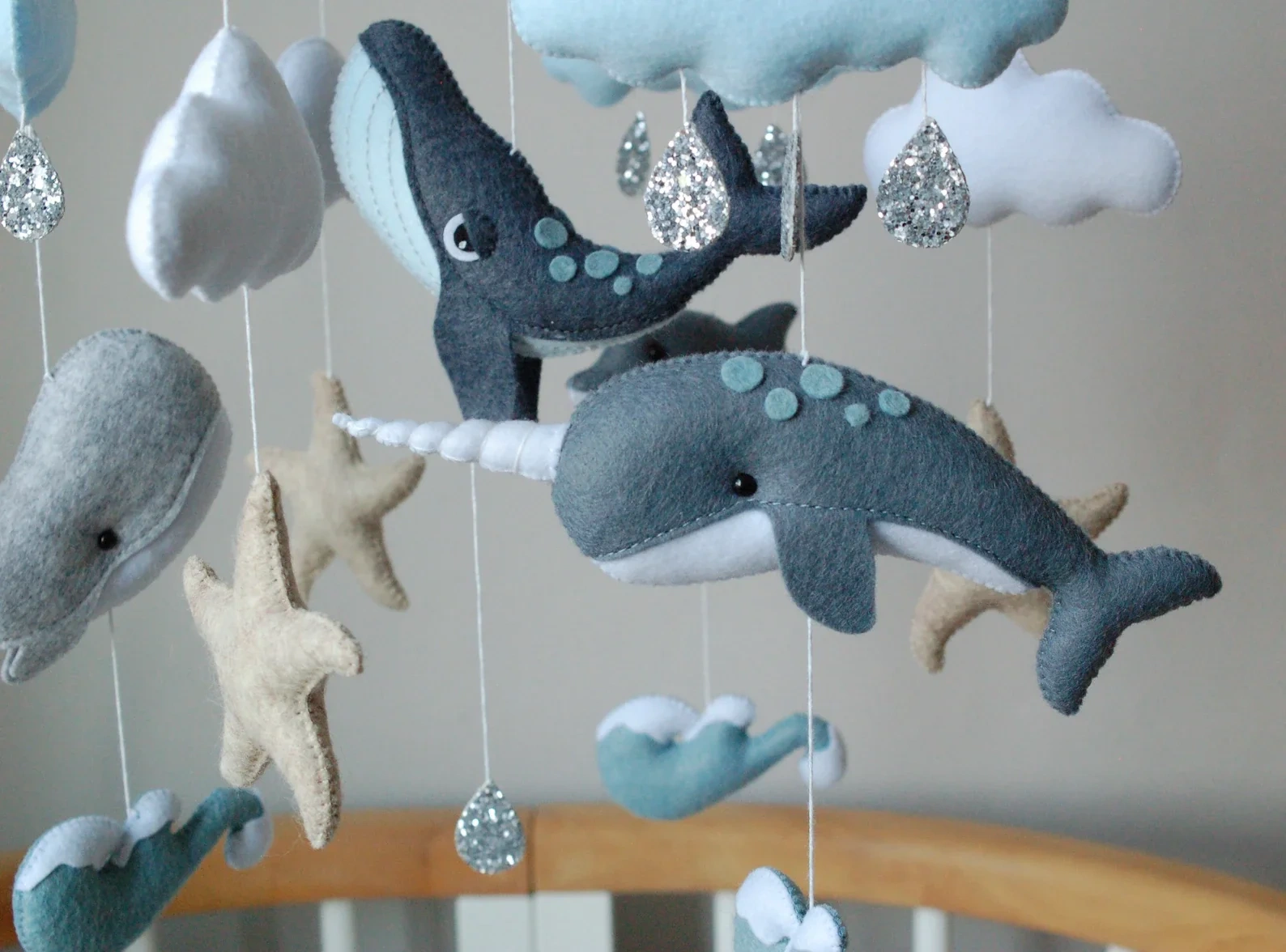 Baby shower gift idea narwhal dolphin sea ocean waves starfish hanging whale plush toy nursery baby felt mobile with rainbow