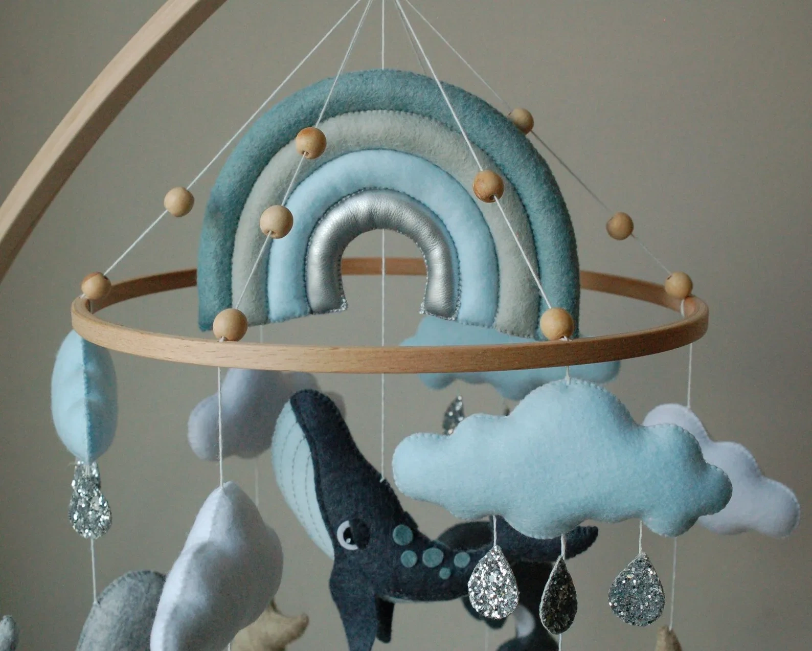 Baby shower gift idea narwhal dolphin sea ocean waves starfish hanging whale plush toy nursery baby felt mobile with rainbow