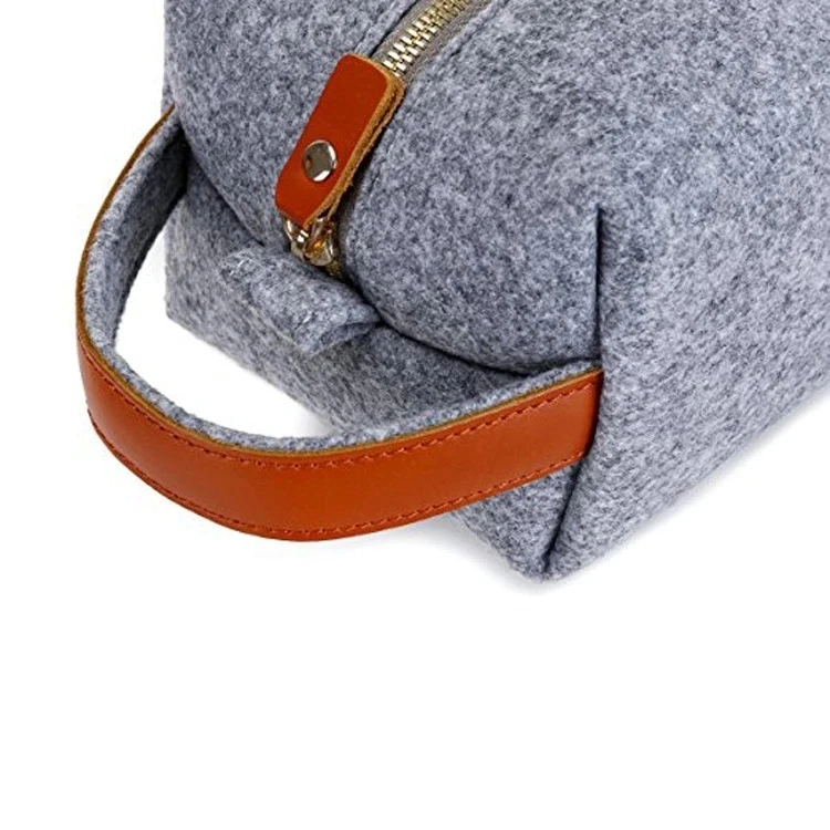 Groomsman gift dad monogrammed high quality hanging travel felt men custom leather dopp kit toiletry bag