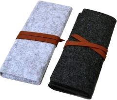 حقيبة مستحضرات تجميل صغيرة ناعمة الملمس مستعملة للبيع بالجملة بسعر منخفض من BSCI، حامل أقلام من اللباد بشعار مخصص، علب أقلام