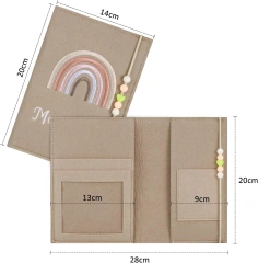 غطاء Mutterpass مصنوع من اللباد بلون قوس قزح بيج مخصص مع سلسلة مفاتيح