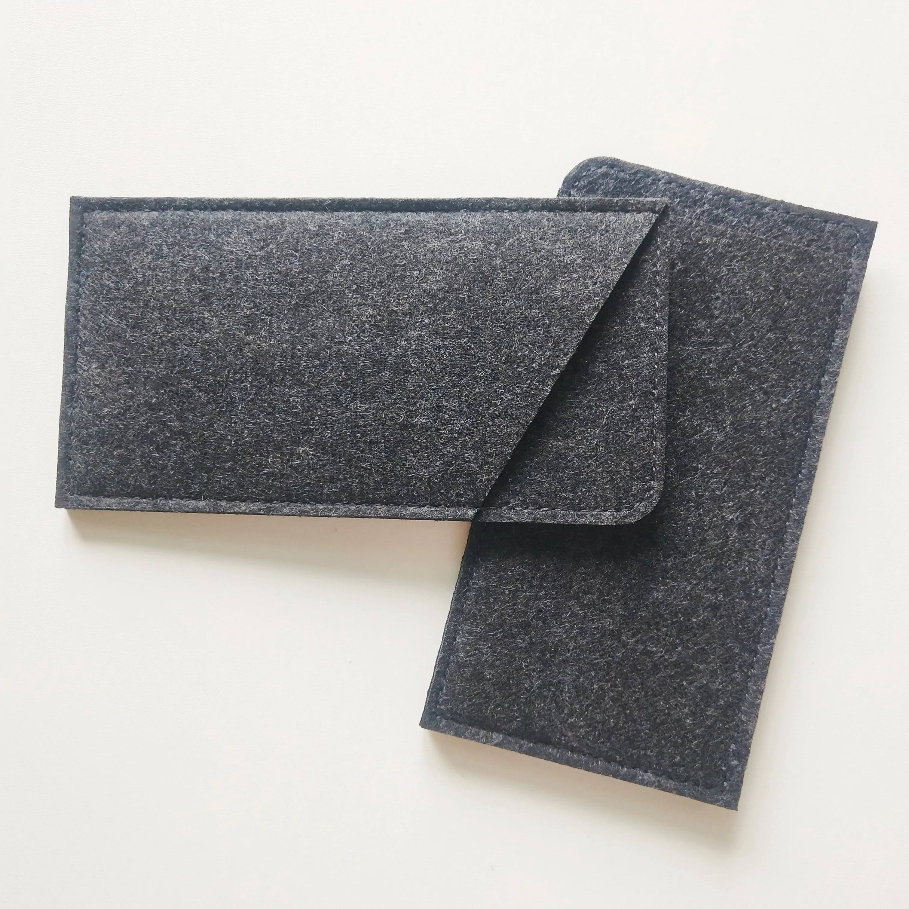 wholesale custom felt pocket 2mm 3 layers carrying out felt bag eyeglassed phone case cover Capsule case